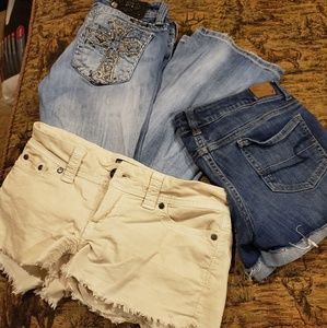 BUNDLE SIZE 28- Jean's and shorts